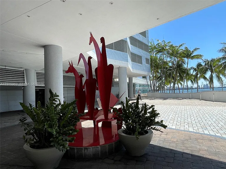 335 Biscayne Blvd #3603 — Photo 18