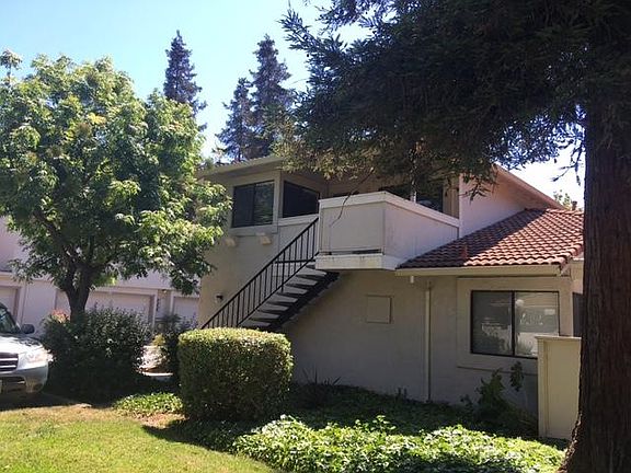 3rd image of 32872 Arbor Vine Dr #38