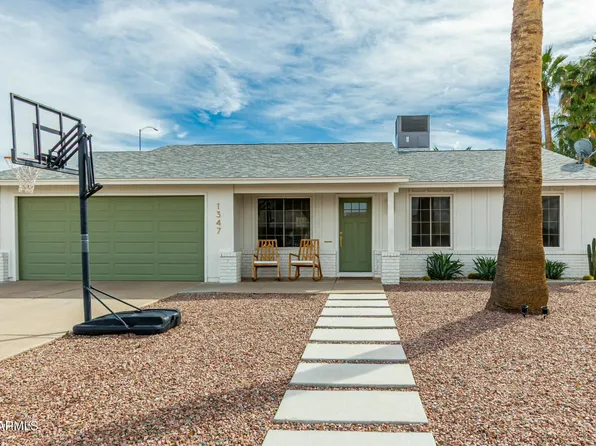 1347 S ALMOND Circle, Mesa, AZ 85204