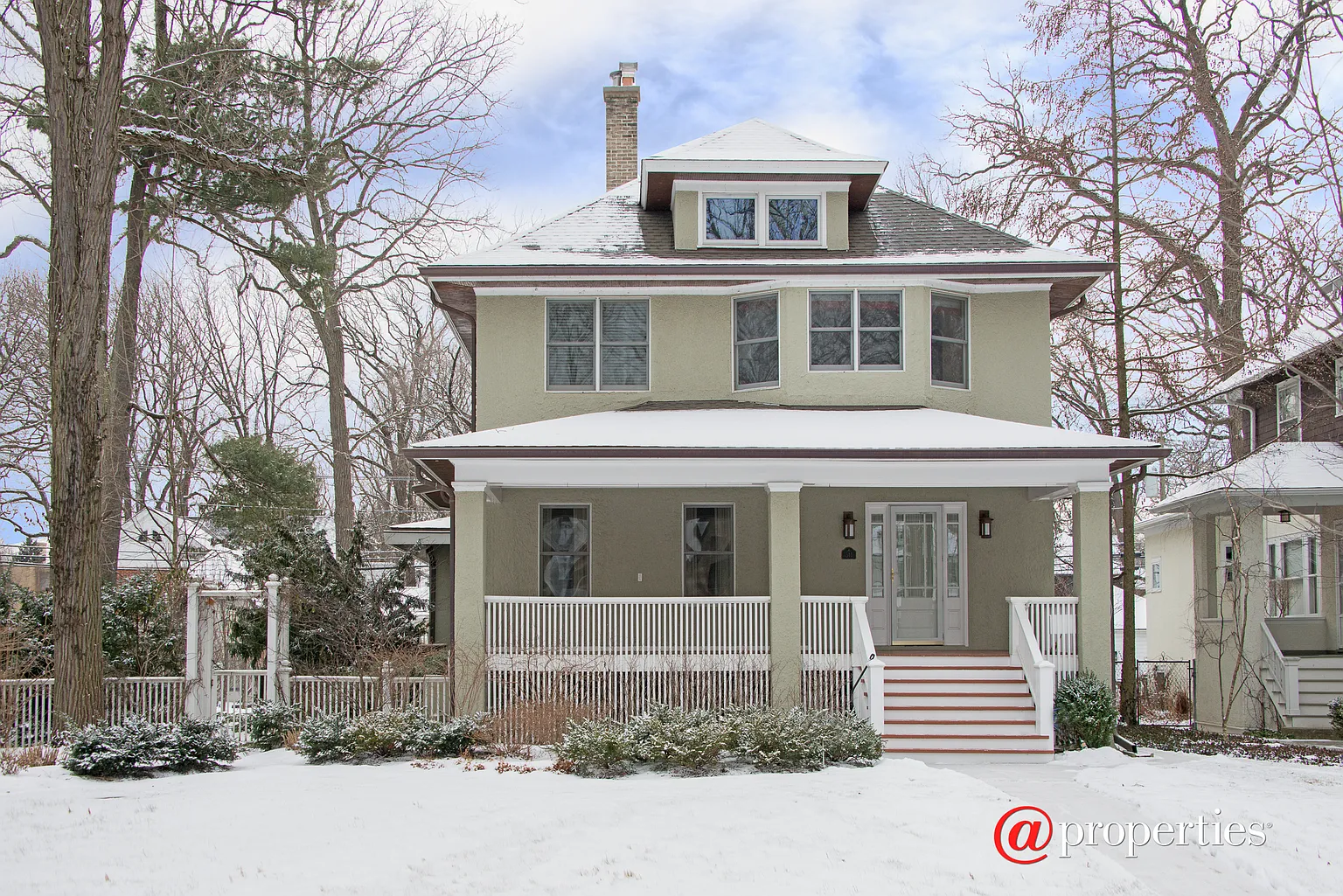 511 Greenleaf Ave photo 1