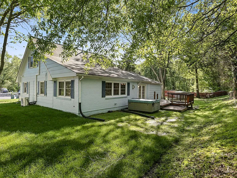 4903 Shirley St — Photo 31