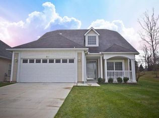 3604 Camden Ct, Auburn Hills, MI