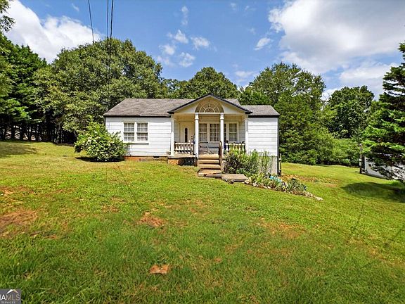 4th image of 1561 Pleasant Valley Rd SE