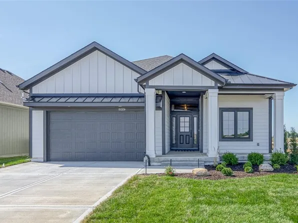 15320 W 173rd Ter, Olathe, KS 66062