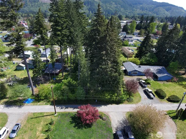6 Stillaguamish Ln, Darrington, WA 98241