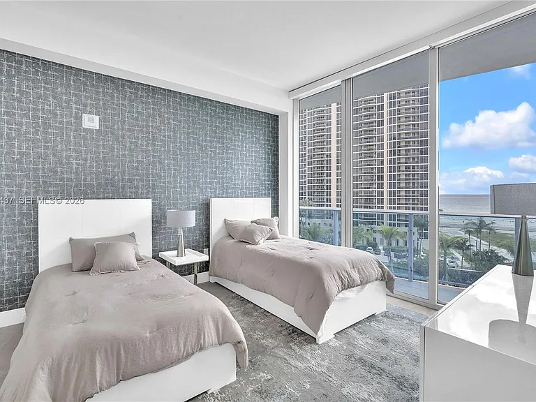 17550 Collins Ave #603 — Photo 14