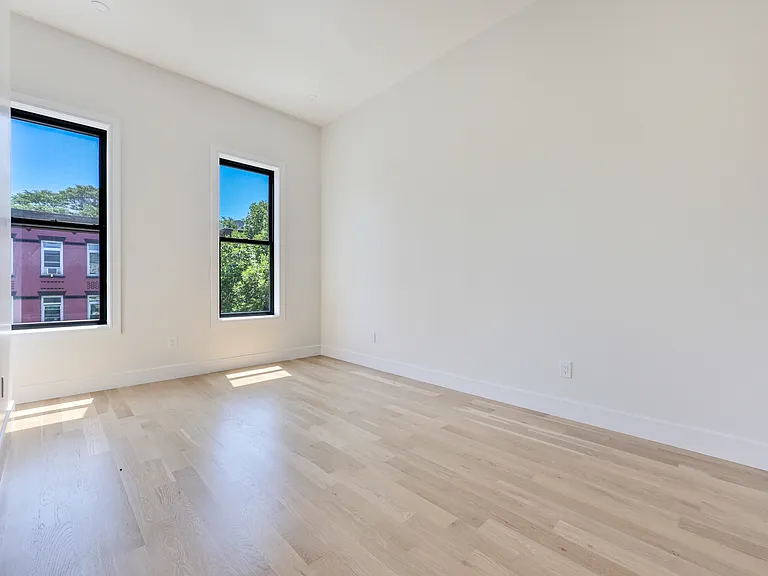 1107 Jefferson Ave #2 — Photo 21
