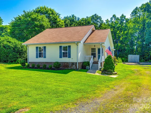 659 Primrose Ln NW, Concord, NC 28027