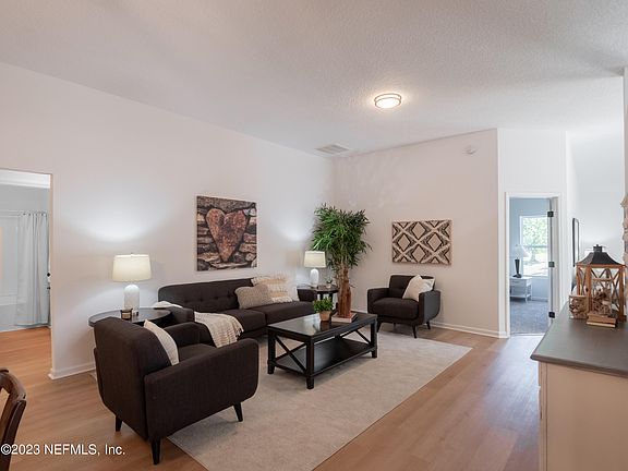 4th image of 16325 MAGNOLIA GROVE Way