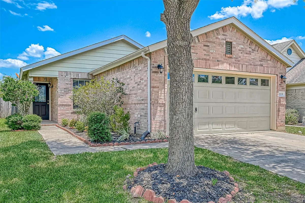 Building Photo - 22138 Orchard Dale Dr
