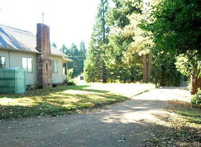 2nd image of 14541 S Livesay Rd