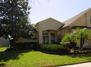 10107 Whisper Pointe Dr, Tampa, FL 33647