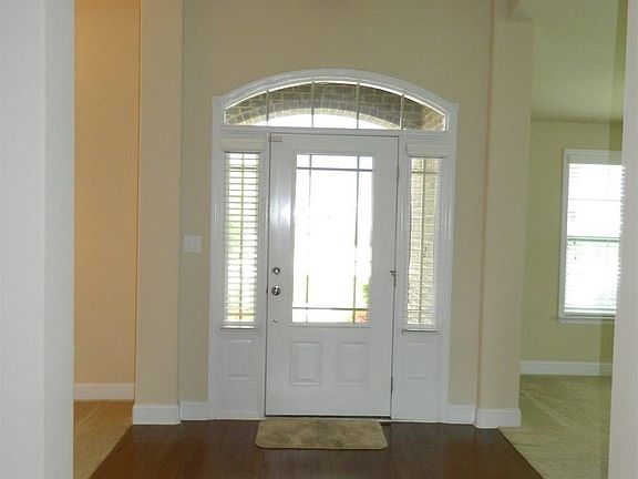 4th image of 2517 Marline Ln SW