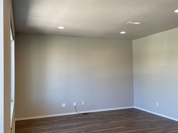 3rd image of 20565 SE Evian Ave