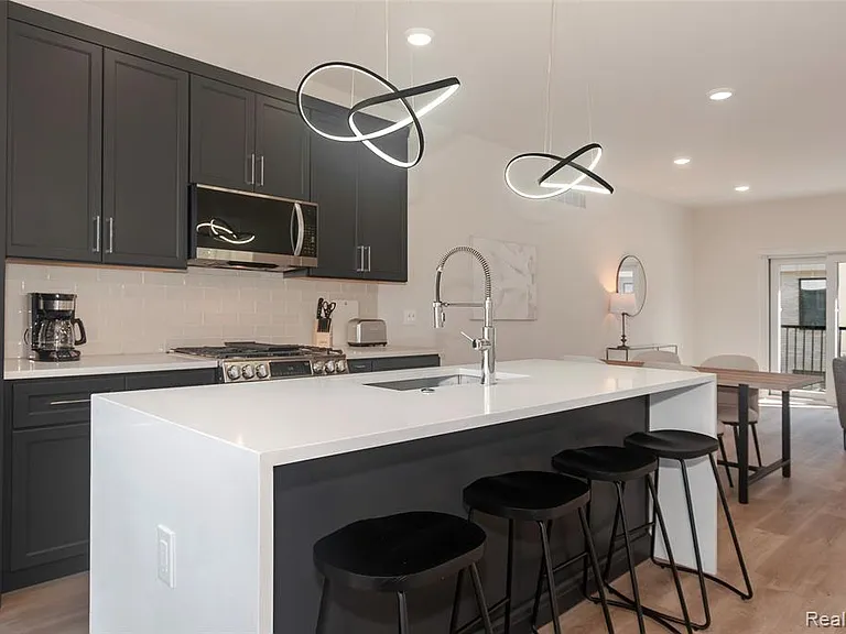 212 Innovation Dr — Photo 10