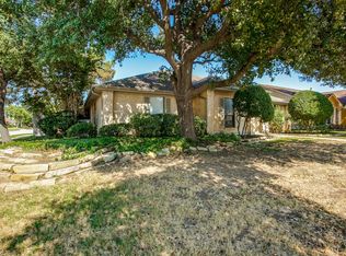 1769 Clarendon Dr, Lewisville, TX 75067