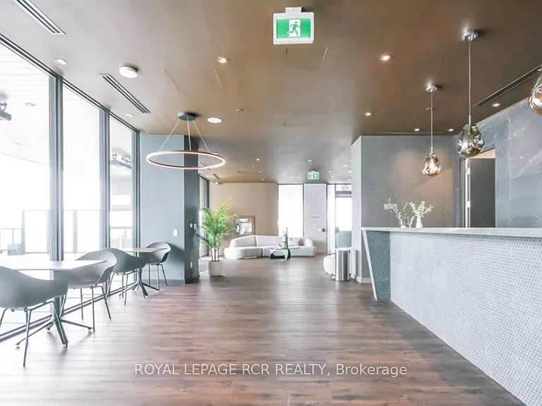 39 Mary St #2402 — Photo 15