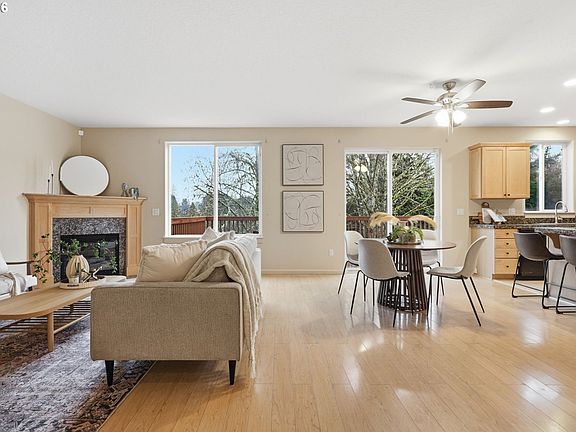 4th image of 1408 S 21st Pl