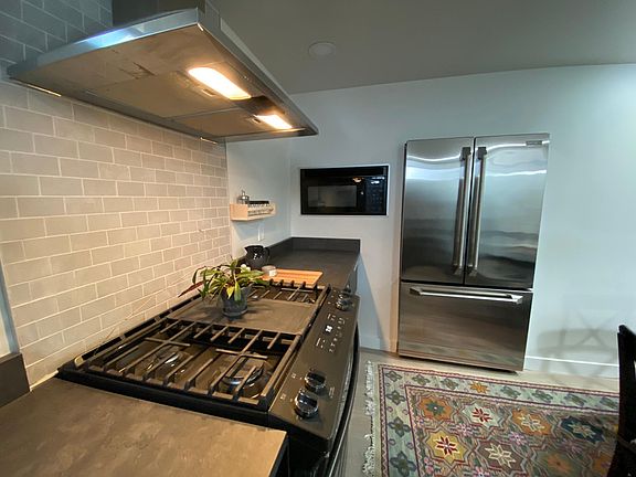 5th image of 269 E Herbert Ave S