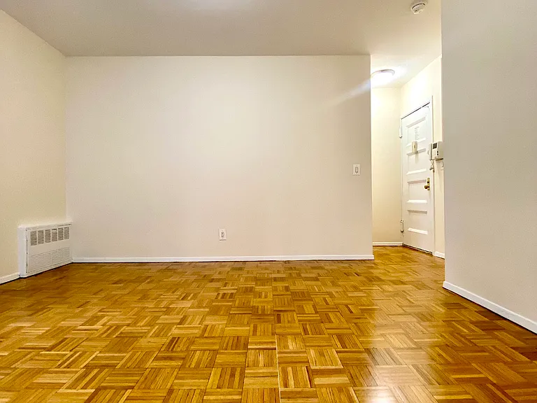 524 E 79th St #3-C — Photo 4
