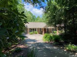 82 Hemlock Ln, Highlands, NC 28741