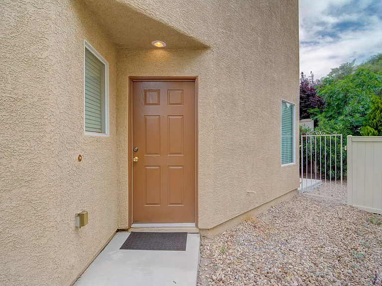 2753 Kona Crest Ave — Photo 2