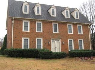 805 Masters Dr, Stone Mountain, GA 30087