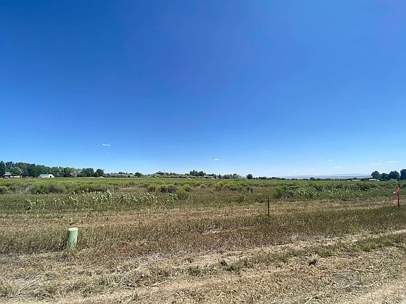 3rd image of Raintree Dr Lot 3