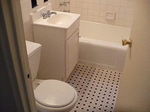 3rd image of 15030 71st Ave APT 2C