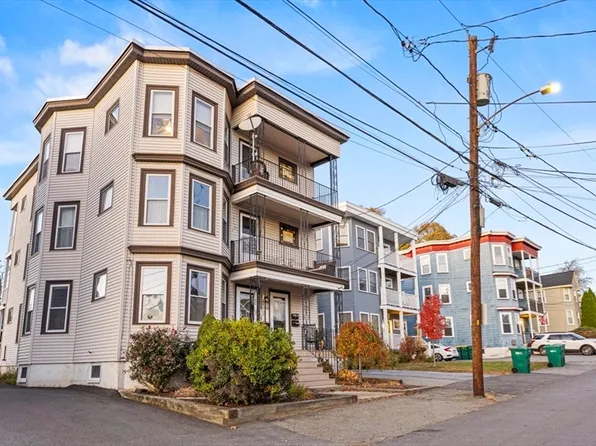 15 Sturgis St, Woburn, MA 01801