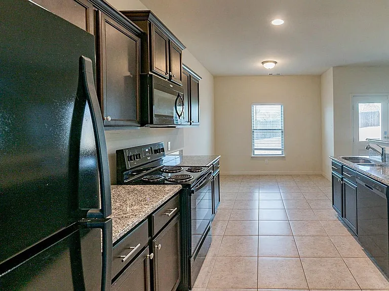 6116 Obsidian Creek Ct — Photo 2