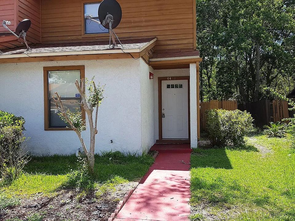 1st image of 4468 MELISSA Court W