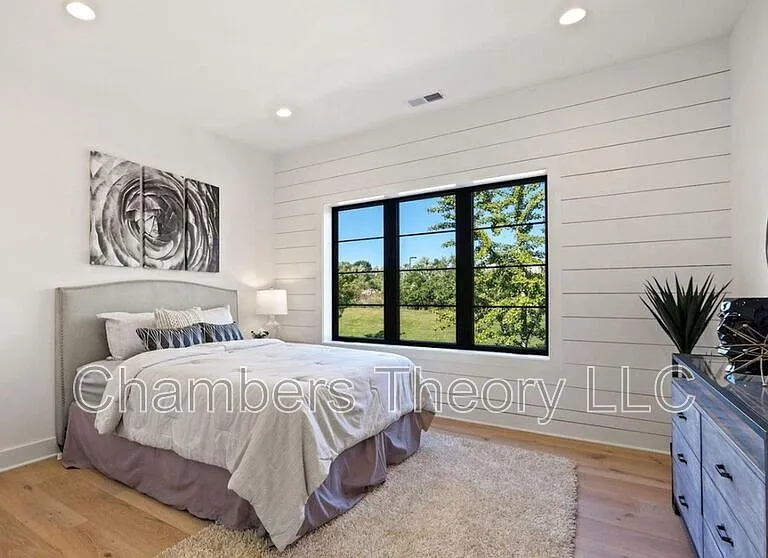 1635 Holbrook St NE #4 — Photo 5
