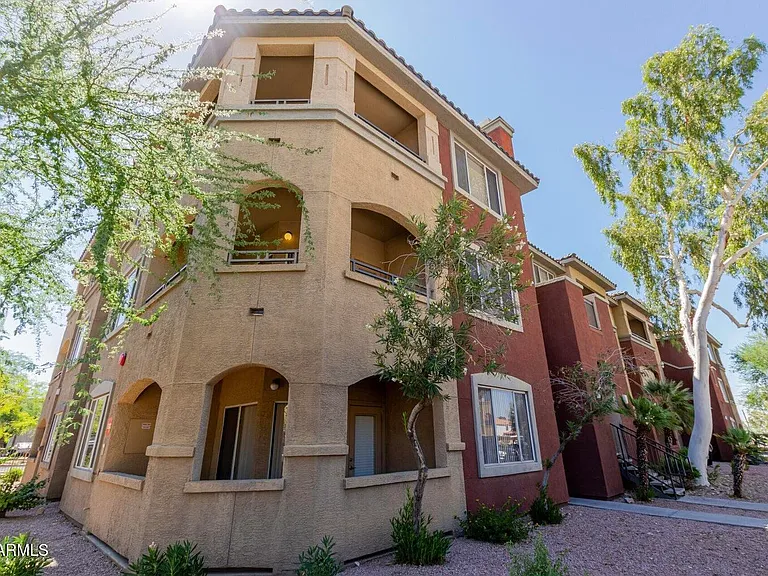 5401 E Van Buren St #1088 — Photo 4