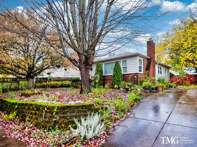8164 SE 52nd Ave — Photo 18