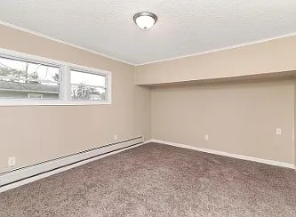 6 Surrey Ln — Photo 9