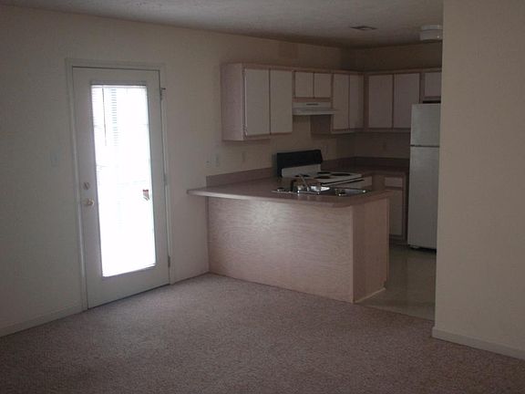 Kitchen, balcony entrance 
