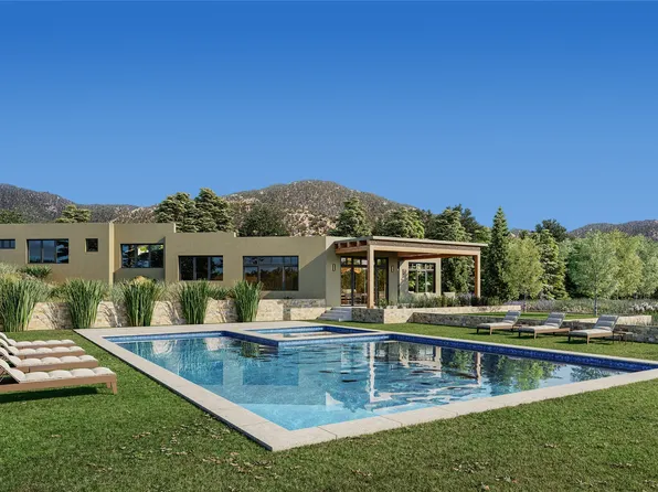 1129 W Ridge Rd, Santa Fe, NM 87505