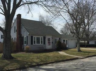 71 Belmont Rd, Cranston, RI 02910