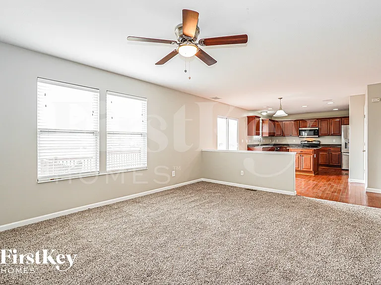 21 Hawthorne Dr — Photo 7