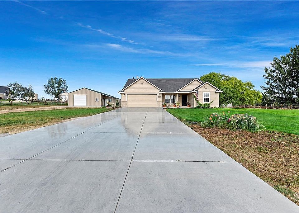 1st image of 3047 Royal Vista Ct