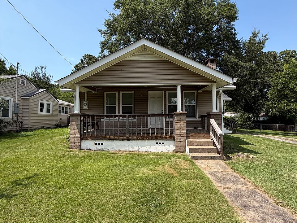 1st image of 1317 Katherine St NW