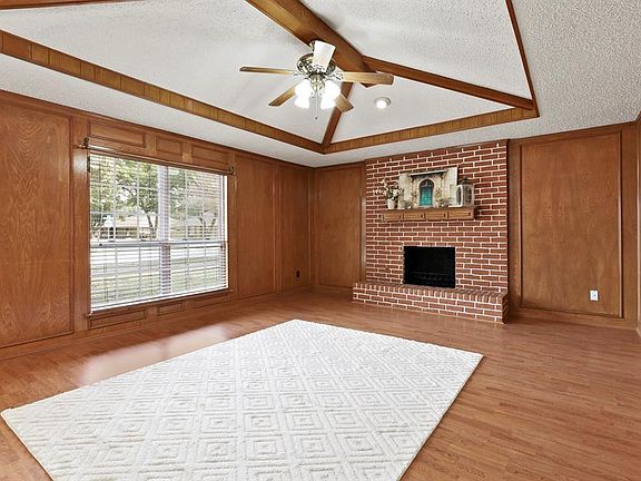 5th image of 4000 Los Robles Dr