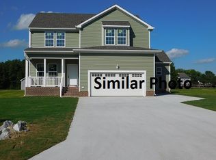 102 Derby Dr, Moyock, NC 27958