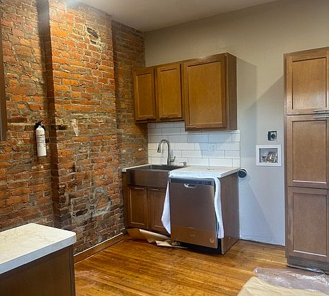 3rd image of 30 N Sandusky St Suite 202