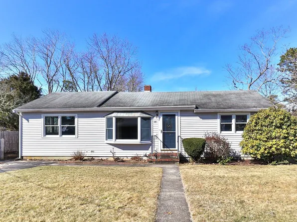 34 Trotters Lane, West Dennis, MA 02670