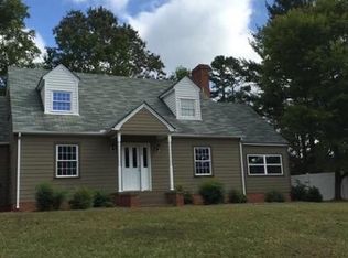 528 High Point St, Randleman, NC 27317