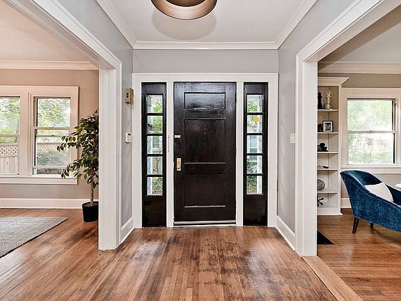 5th image of 4339 N Park Ave