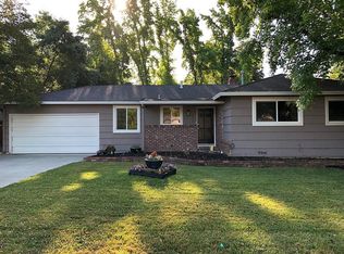 3232 Garfield Ave, Carmichael, CA 95608