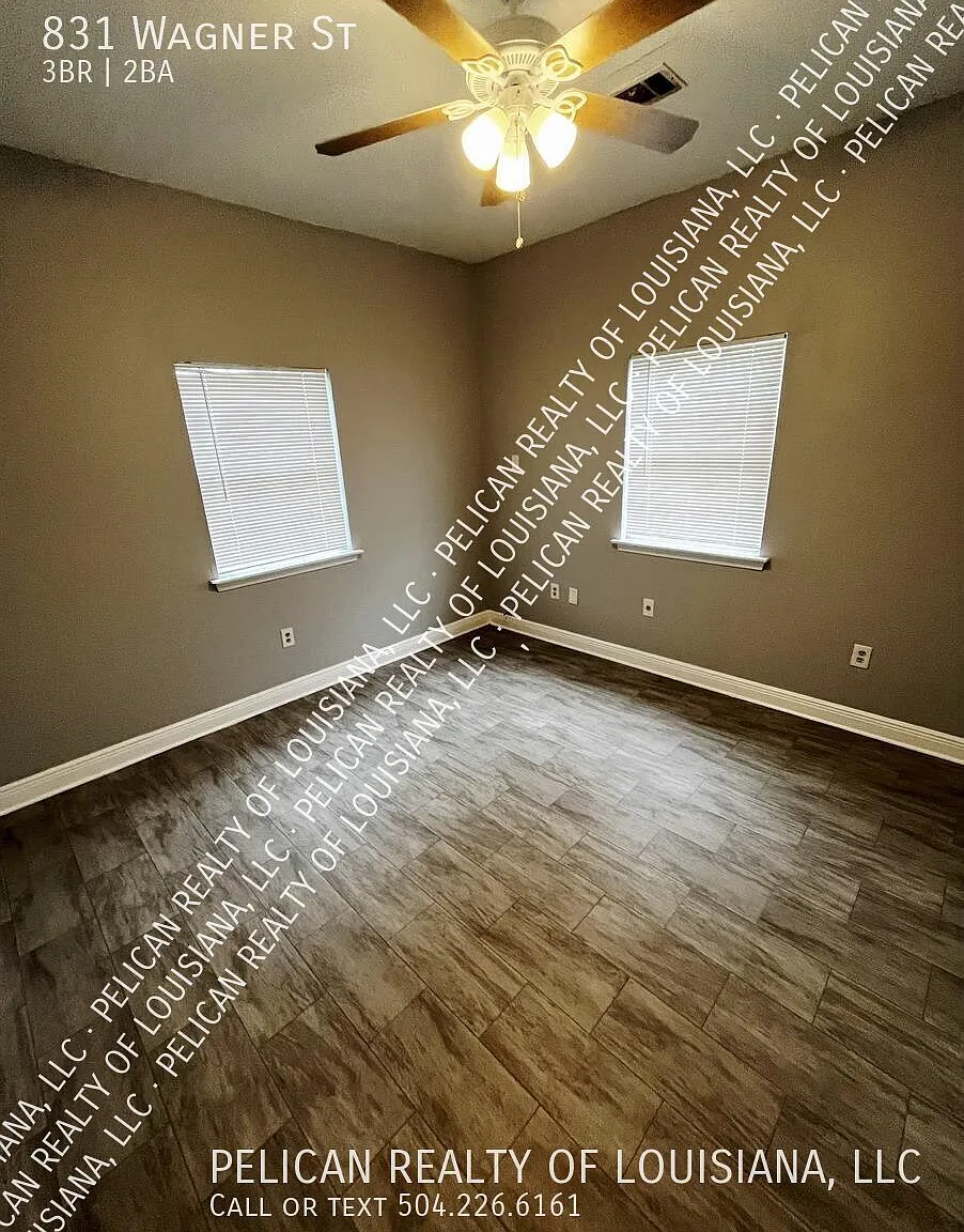 3 bed, 1200 sqft — Photo 4